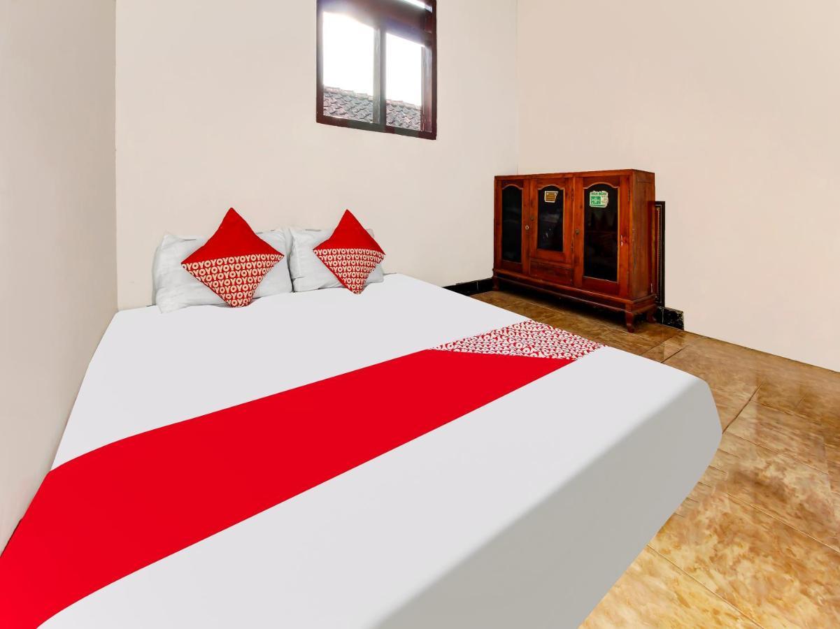 Oyo Homes 91134 Desa Wisata Tebing Lingga Trenggalek Екстериор снимка